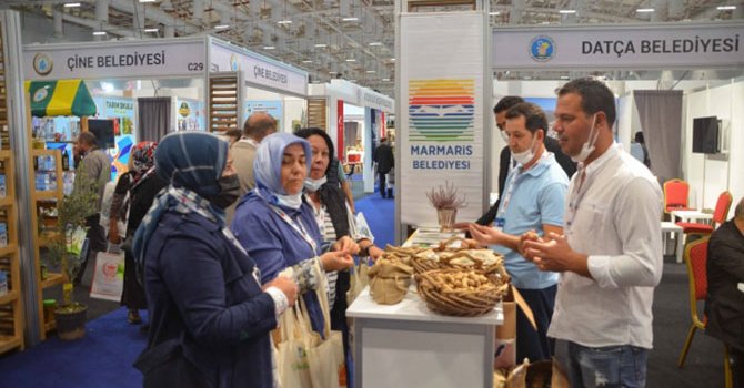 Bakanlık Kahire Kitap Fuarı'nda