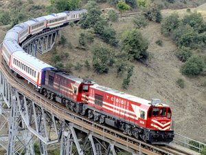 TCDD, Afrika’nın iki kıyısını bağlayacak demiryoluna talip oldu