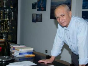 Dünya Skal Anıtkabirde