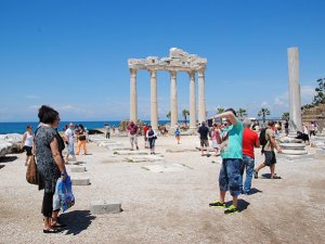 'Ekim ayında Antalya'ya gelen turist 8,5 milyona ulaştı''