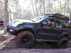 Başkan Böcek de off-road heyecanı yaşadı