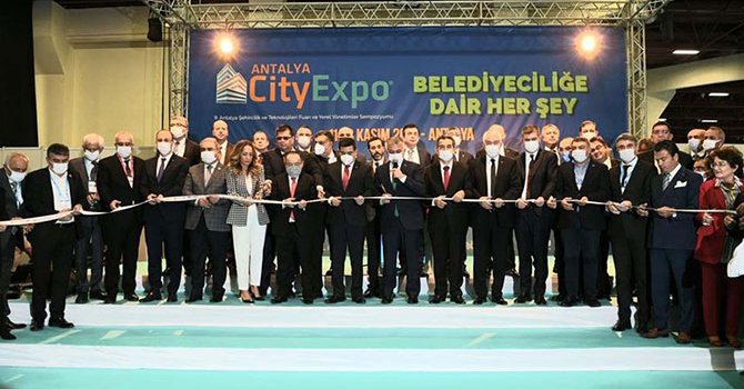 Üstündağ. Van'da otel istiyor