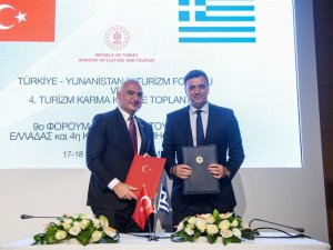 Bakan Mehmet Ersoy: Türklere vize muafiyeti önceliklidir