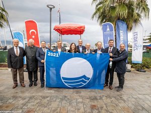 İzmir Marina’da Mavi Bayrak gururu