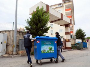 Alanya'ya 150 sıfıt atık konteyneri dağıtıldı