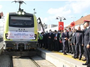 Ankara-Kayseri konvansiyonel demir yolu işletmeye açıldı
