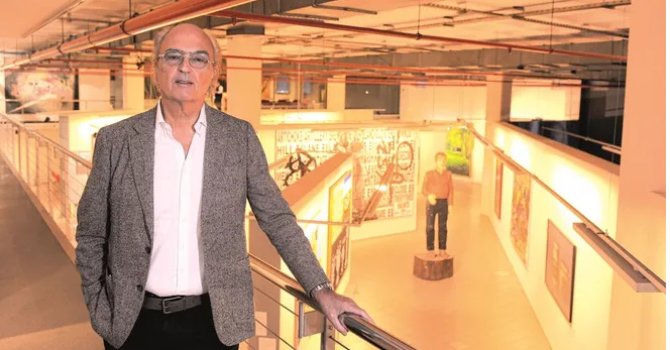 2009'un ilk kruvaziyeri geldi
