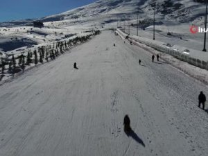 Yıldızdağı'nda kayak sezonu açıldı