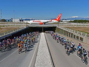 Corendon uçağı, Tour of Antalya'nın simge fotoğrafında