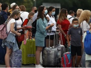 31 milyar dolarlık müteahhitlik ve turizm geliri risk altında