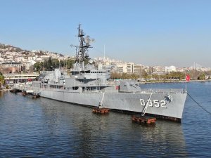 Türkiye'nin ilk müze gemisi Gayret, 25 yıldır İzmit’te hizmet veriyor