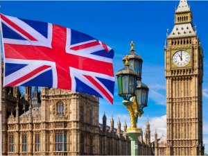 İngiltere, 18 Mart'ta yabancı turistler için kısıtlamayı kaldırıyor