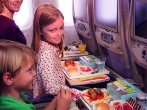 Emirates,‘‘en iyi’’ uçak içi eğlencede 30. yılını kutuluyor