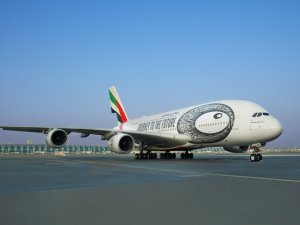 Emirates, Museum of the Future özel A380'i tanıttı