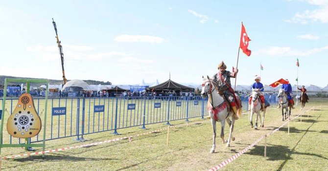 Yörük kültürünü ve değerlerini gözümüz gibi korumalıyız