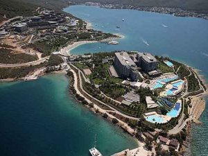 Bakan Ersoy’dan kendi şirketine proje onayı