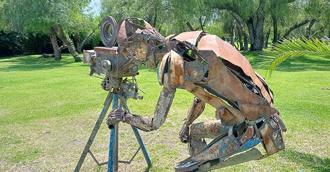 Antalya'da atıklar sanata dönüşüyor