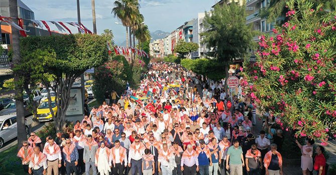 20. Alanya Uluslararası Turizm Festivali Yörük Göçü ile başladı