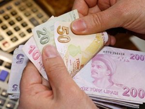 SGK'dan koronavirüs kararı: Emekli maaşları evde ödenecek