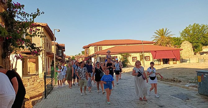 Side'de tarih gün yüzüne çıktı;kültür turlarına ilgi arttı