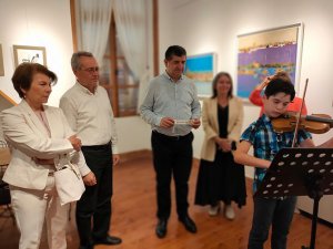 125 yıllık Antalya Lisesi ranta kurban edilmesin