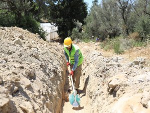 Yangında zarar gören mahallelere 16 milyon içme suyu yatırımı