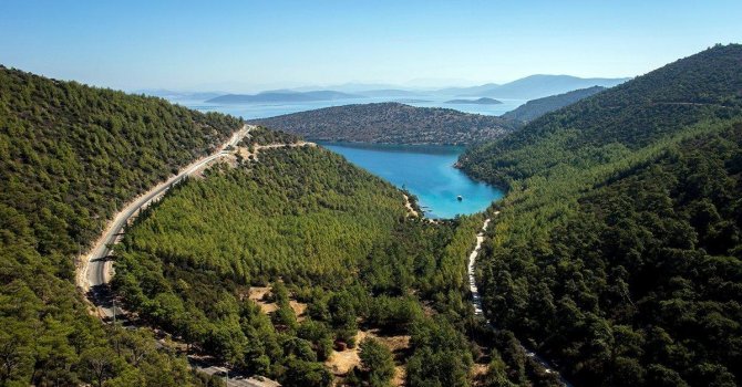 Mandarin Otel'in sahibi Aşçı da Cennet Koyu'na demir attı