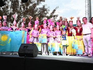 Güneş Evi Festivali'ne 6 ülkeden 100 çocuk katıldı