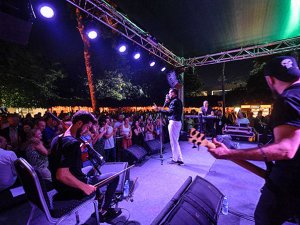 Mogambo Geceleri’nde müzikli saatler durmuyor