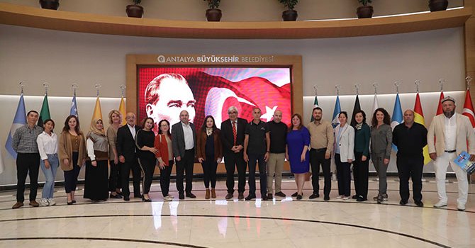 Ekonomik canlılık için Antalya'da Yılbaşı Festivali yapılacak