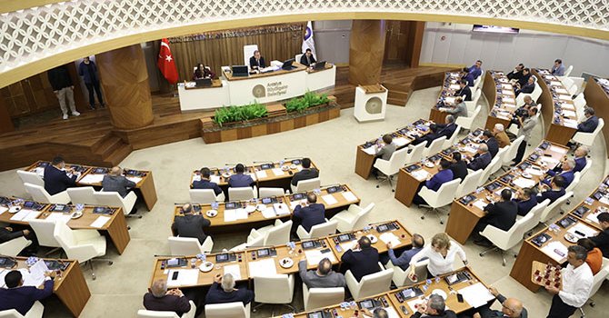 Antalya Belediyesi taslak bütçesi 8 milyar 250 milyon lira oldu