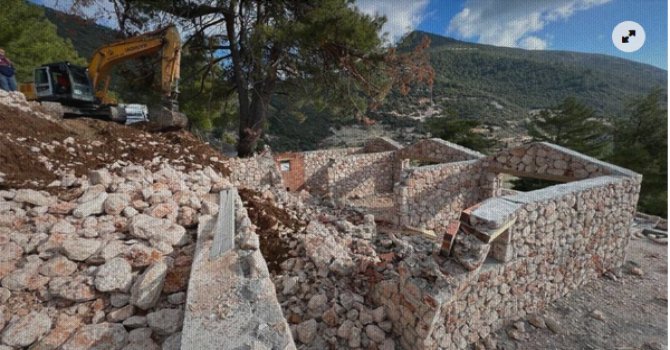Kaş'ta kaçak yapıya izin verilmiyor