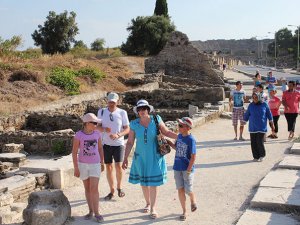 Antalya'ya gelen İngiliz turist 13,5 kat arrtı