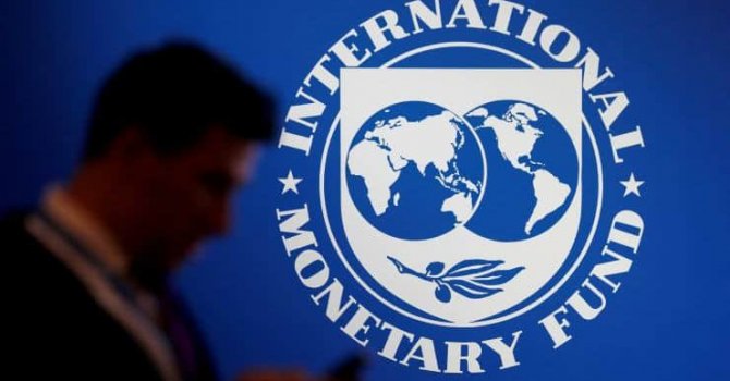 Türkiye'nin büyüme beklentisi yüzde 2,9'a çekildi.