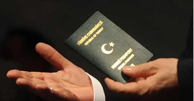 İsmail Cem'in oğluna balık