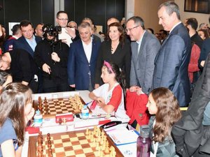 Küçükler ve Yıldızlar Satranç Şampiyonası Antalya'da başladı