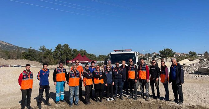 AFAD Kemer'de arama kurtarma eğitimi veriyor