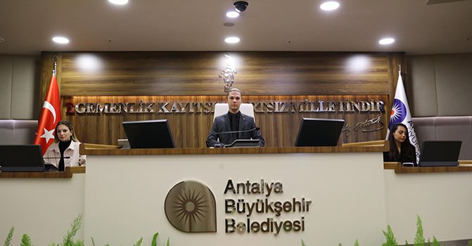 Hanımın Çiftliği, antikacıya yaradı