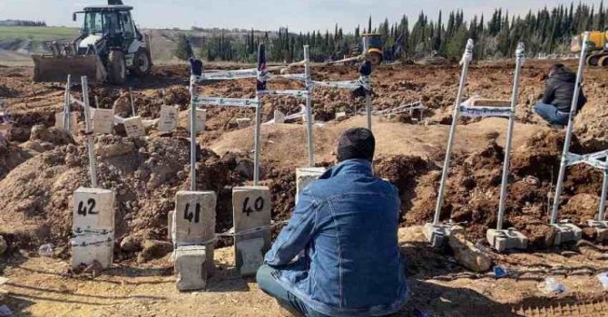 Abdülhamit'in torunu defnedildi