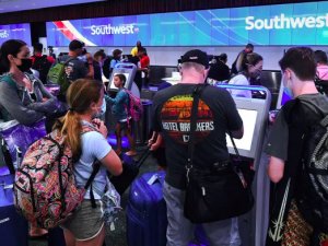 Southwest, müşterileri kazanmak için ikram önlemleri aldı