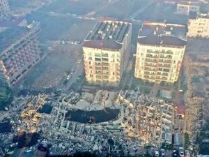 Depremin ekonomik hasarı 150 Milyar Dolar