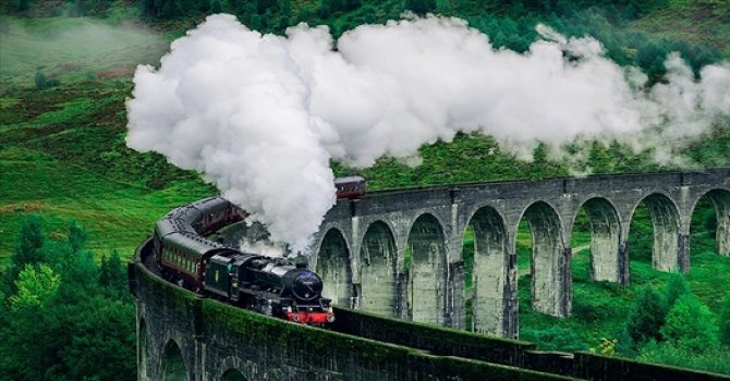 Son uzay turisti döndü