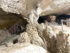 İncirli, dünyanın gezilebilen tek alçıtaşı mağarası