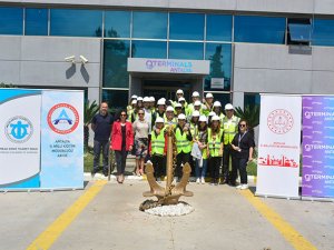 QTerminals Antalya,  400 öğrenciyi limanda ağırladı