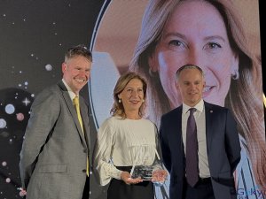 Pegasus CEO'su Öztürk'e uluslararası liderlik ödülü