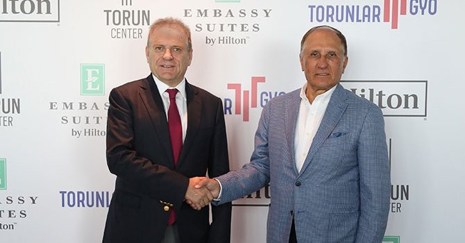 Hilton, Türkiye ile iki yeni markasını buluşturuyor