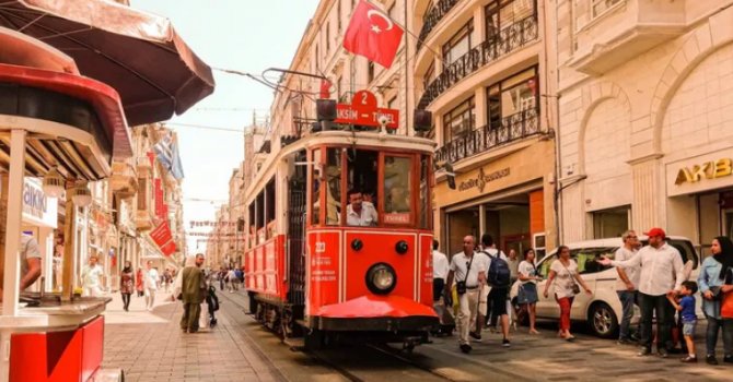 Şampiyonlar Ligi İstanbul'a yaradı; turistler ortalama 323 avro harcadı