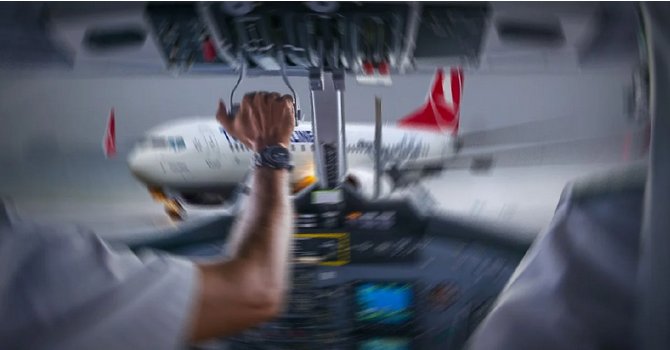 THY'de kokpitte namaz riskli diyen pilot işten atılmıştı