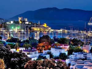 Can Pulak, sahipsiz Bodrum’un çaresizliğini yazdı