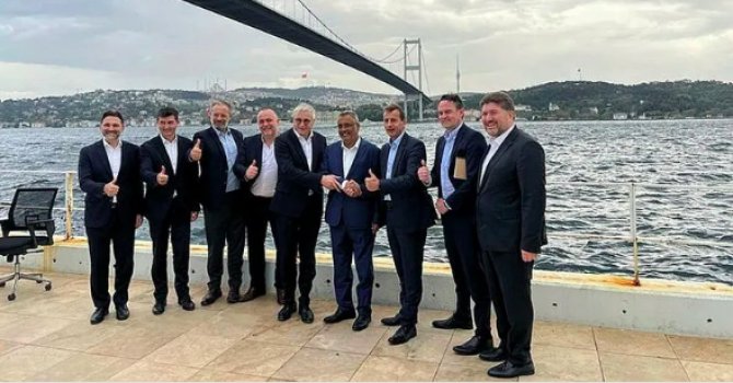 THY, 355 adet uçak almak için Airbus ile İstanbul'da buluştu